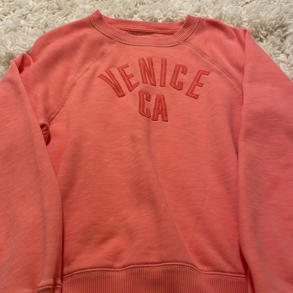 crewneck